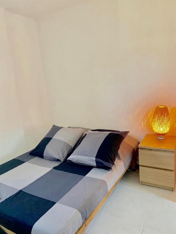 T2 Bis Cosy Climatise, Intra Muros אביניון מראה חיצוני תמונה